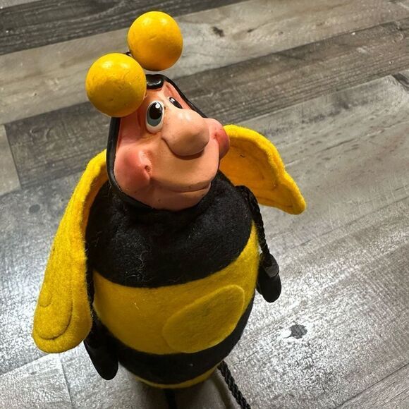 Russ Vintage Be Mine Bumble Bee Black Yellow with Dangle Legs Missing Heart - Picture 4 of 12